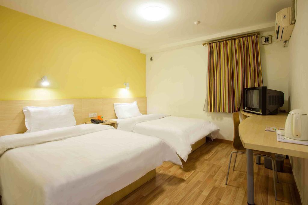 7Days Inn Foshan Coach Terminal Dış mekan fotoğraf