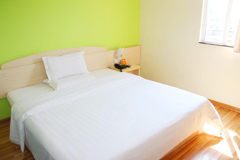7Days Inn Foshan Coach Terminal Dış mekan fotoğraf