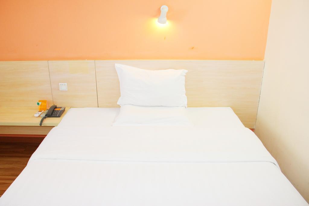 7Days Inn Foshan Coach Terminal Dış mekan fotoğraf