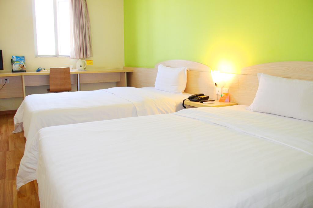 7Days Inn Foshan Coach Terminal Dış mekan fotoğraf